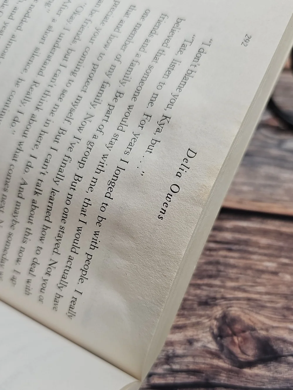 WHERE THE CRAWDADS SING PAPERBACK BOOK BY DELIA OWENS
